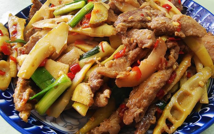 竹筍炒肉步驟示範